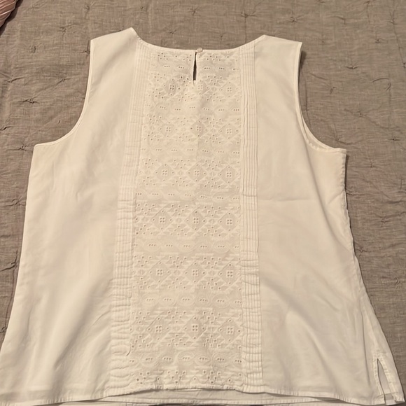 Beautiful White lined blouse _ Talbots - Picture 6 of 6
